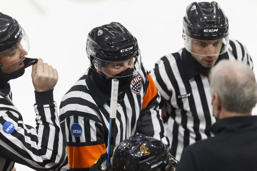 Barrido en hockey sobre césped de interior: Técnica, estrategia y entrenamiento - Can you sweep in indoor field hockey briefing hockey cah - Can you sweep in indoor field hockey